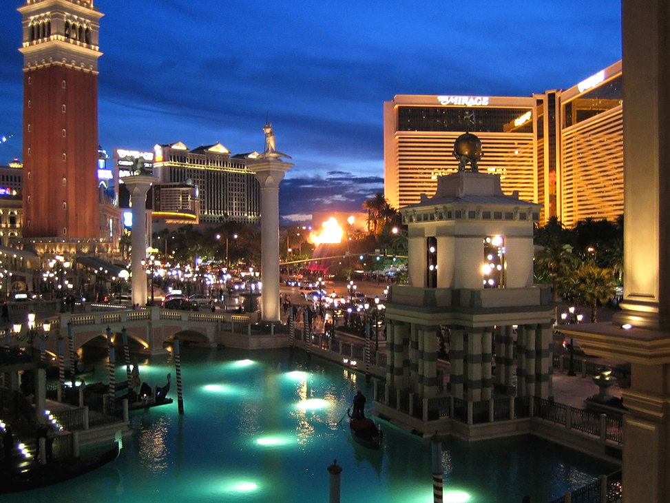 Las vegas strip mirage venetian
