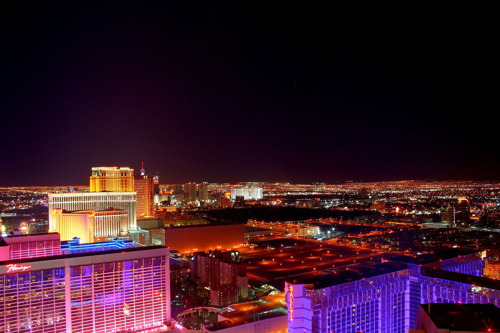 Las vegas strip aerial night4